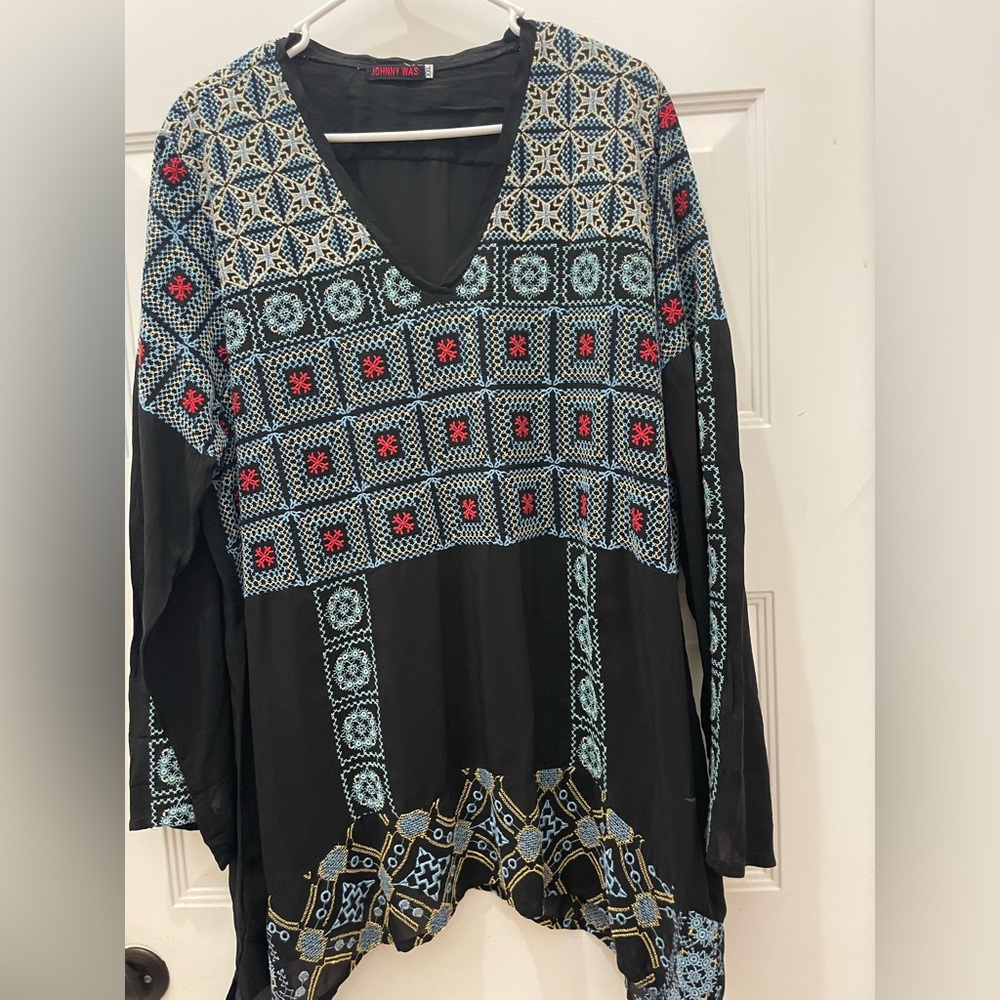 EUC Johnny Was XXL embroidered Women blouse